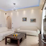 Appartamento Gavriella House Mélanes