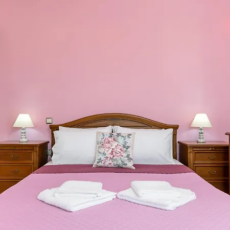 Lägenhet Gavriella House