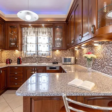 Lejlighed Gavriella House